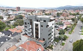 Gaviota Apartments & Suites